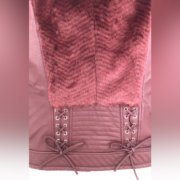 GUESS womens Sleeveless Posh Vest Size XS - Picture 9 of 13